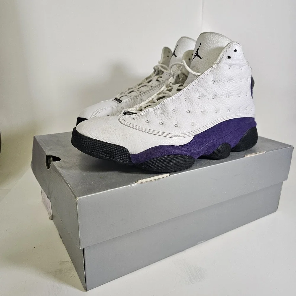 Air Jordan 13 Retro Lakers Purple Suede Size 12